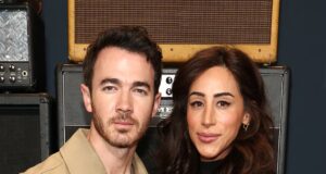 Kevin Jonas revela quais artistas estão em sua lista de sexo