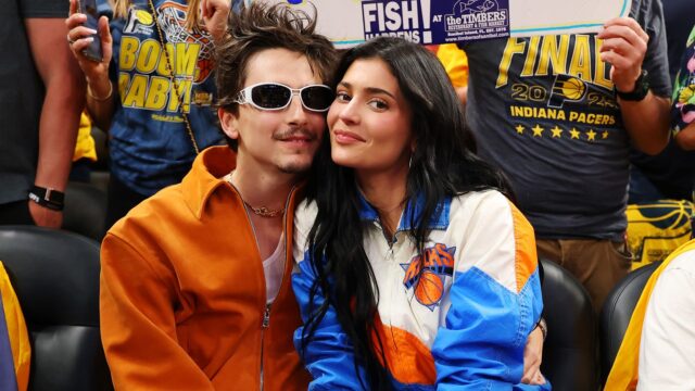 Kylie-Jenner-e-Timothee-Chalamet-fazem-parceria-em-looks.jpeg