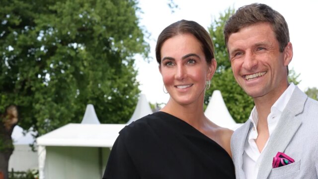 Lisa-e-Thomas-Muller-Aqui-eles-aparecem-como-um-casal.jpg