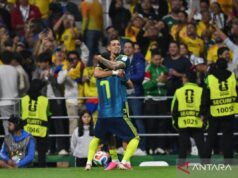 Luis Diaz ficou muito orgulhoso de marcar e dar assistência em sua estreia na Copa do Mundo