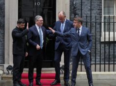 Macron, Merz e Starmer encontrarão Zelensky em Londres neste domingo