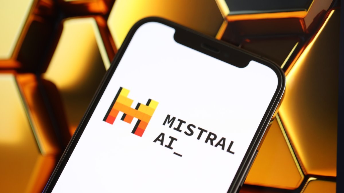 Mistral OCR 4: Análise de documentos para 170 idiomas