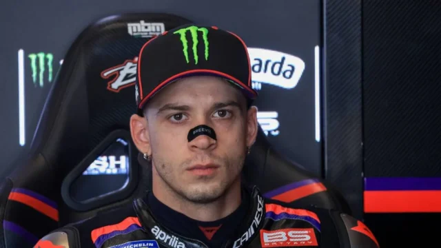 MotoGP-Marco-Bezecchi-e-suspenso-apos-atropelar-um-fiscal-de.webp