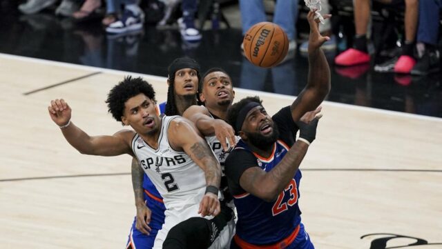 New-York-Knicks-encerra-rapidamente-53-anos-de-campeonato-da.jpeg