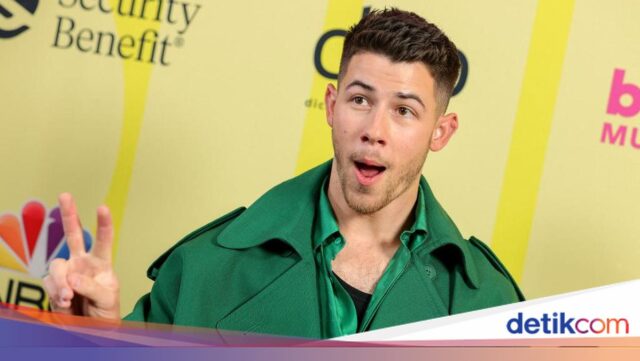 Nick-Jonas-revela-o-segredo-para-uma-pele-saudavel-os.jpeg