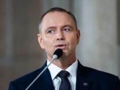 O Presidente da Polónia disse que estava a privar Vladimir Zelensky do maior prémio do país