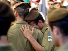 O ataque de Israel ao Líbano poderia inviabilizar a paz entre os EUA e o Irão, aqui estão três razões.