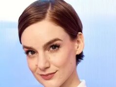 O destaque de ‘SNL’ Ashley Padilla se junta a Emma Stone e Chris Pine em ‘The Catch’ da Universal