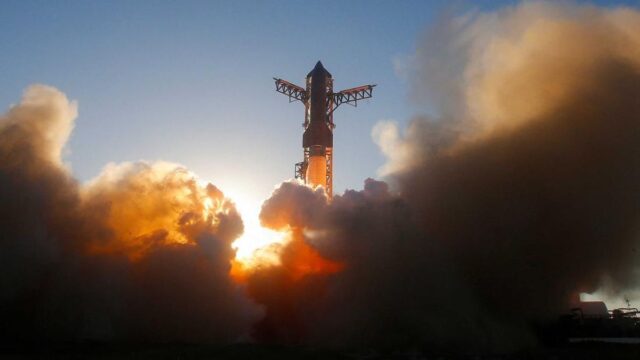 O-preco-das-acoes-da-SpaceX-cai-apos-o-fim.jpeg