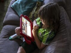 Seguindo RI et al, a Malásia proíbe crianças menores de 16 anos de terem contas em redes sociais