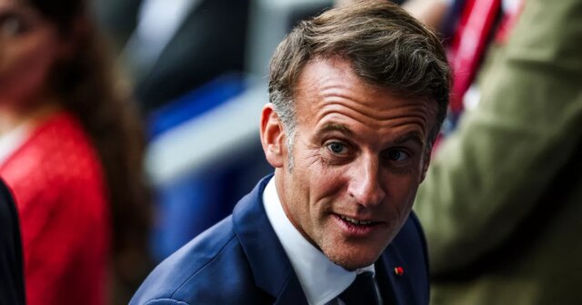 Selecao-francesa-Emmanuel-Macron-vai-arrependir-Didier-Deschamps-e-sua.jpg