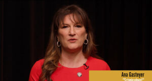 Shmigdoon! A indicada Anna Gasteyer acha que o colega Tony Hopefuls poderia usar a hipnoterapia