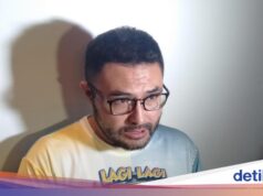 Surya Saputra extrai o relatório de registro de nome em X