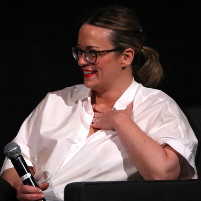 Tessa-Bailey-provoca-o-drama-de-verao-que-esta-acontecendo.jpg