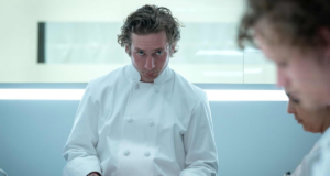 Trailer do final da temporada do Bear mostra Carmy retornando ao restaurante