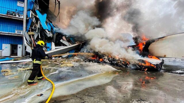 Ucrania-afirma-ter-atingido-um-deposito-de-petroleo-e-estacao.jpg