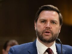 Vance: A ação militar contra o Irã continua sendo uma opção para os EUA