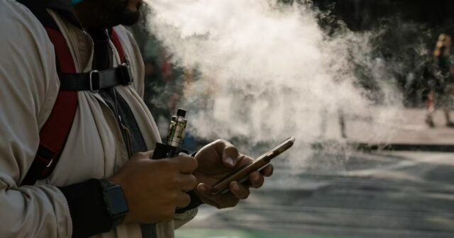 Vaping-em-vez-de-parar-de-fumar-nao-e-isento.jpg