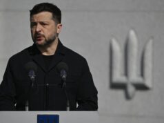 Volodymyr Zielinski devolveu a maior homenagem do país à Polónia em meio a tensões diplomáticas.