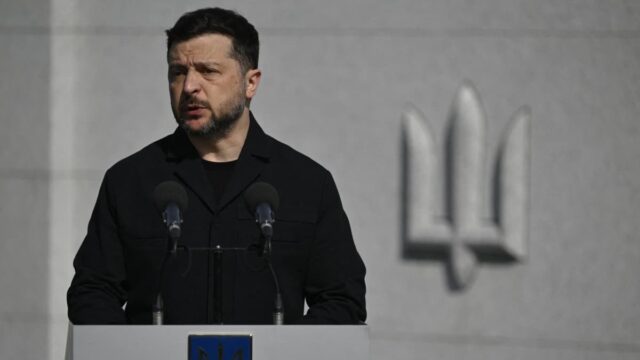 Volodymyr-Zielinski-devolveu-a-maior-homenagem-do-pais-a-Polonia.jpeg