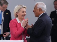 Von der Leyen diz que agora é o momento de considerar um mandato de negociação com a Rússia