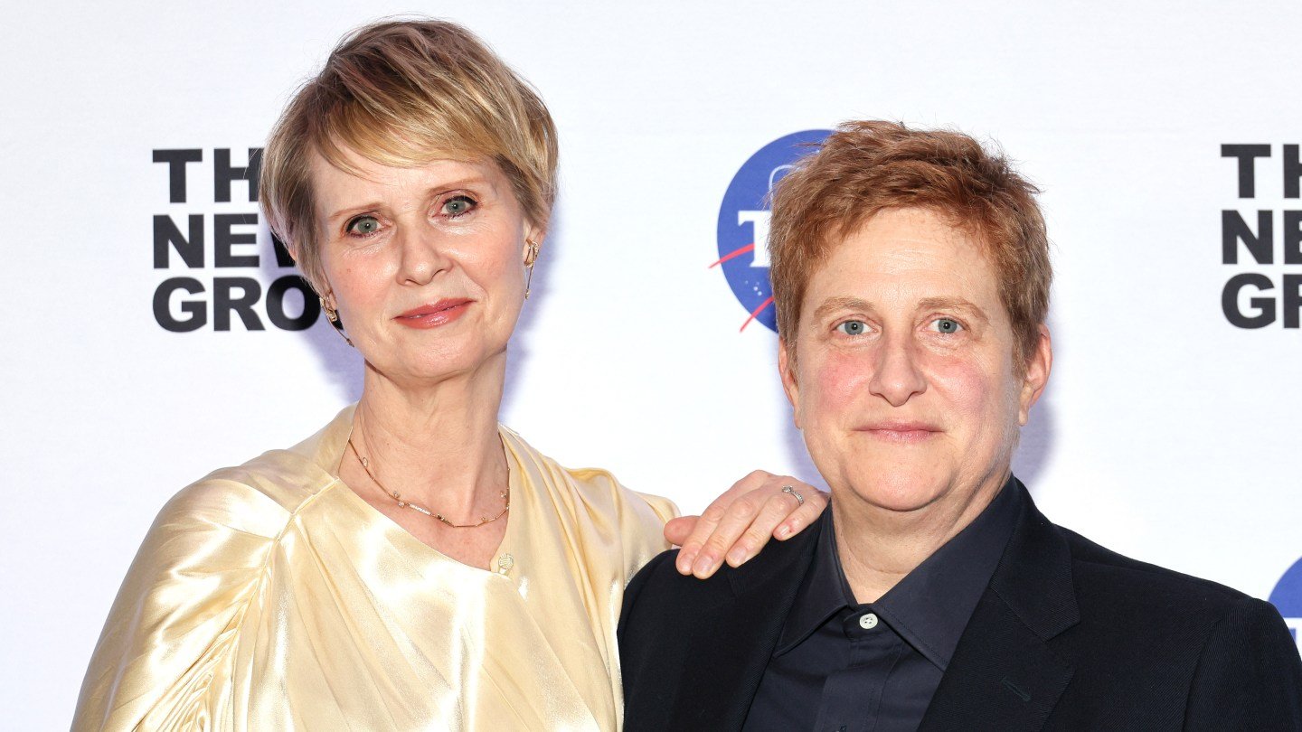 La esposa de Cynthia Nixon, Christine Marinoni, consigue trabajo en las escuelas de Nueva York: Informe